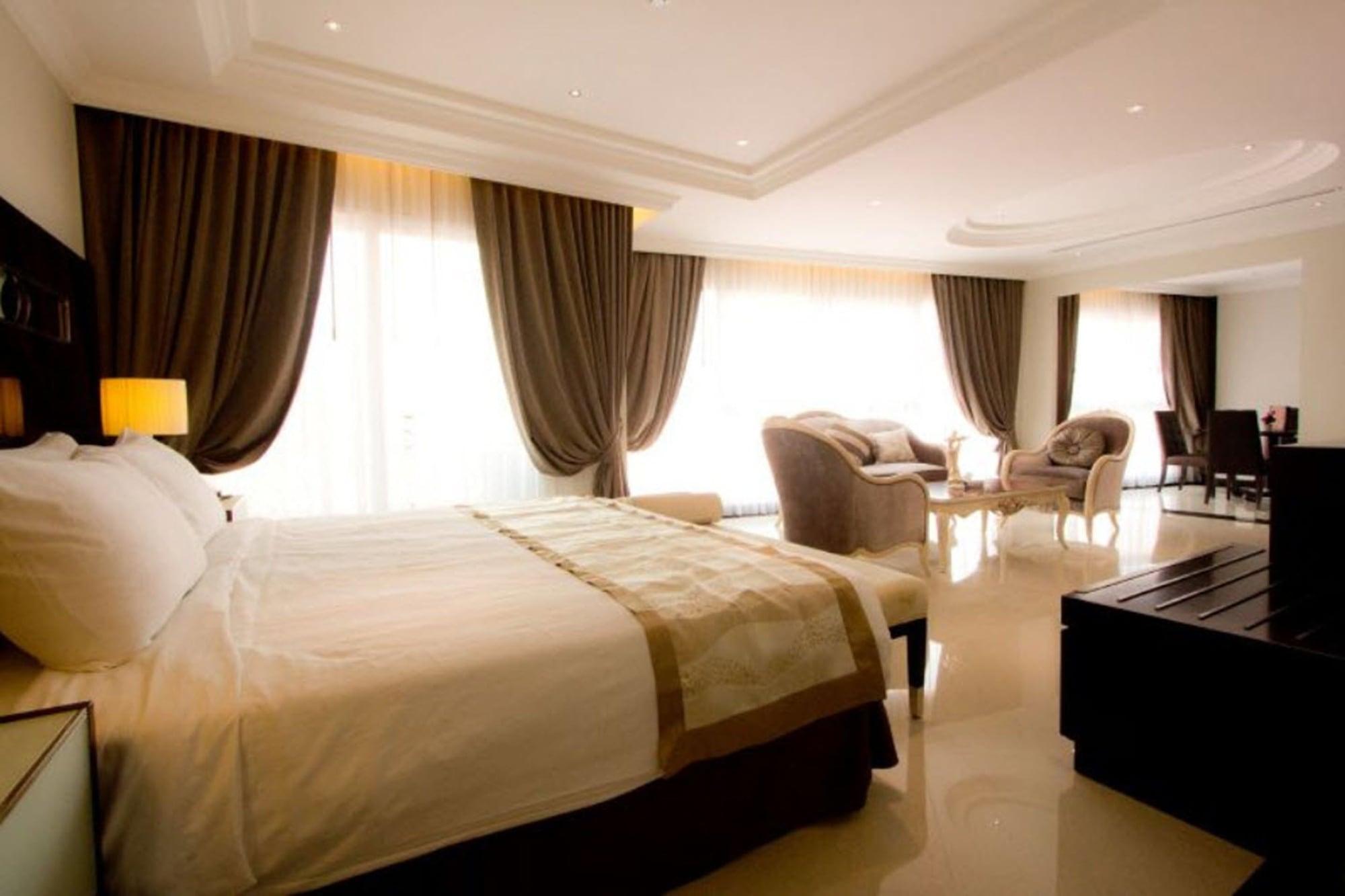 Lk Royal Wing Hotel Pattaya Eksteriør billede