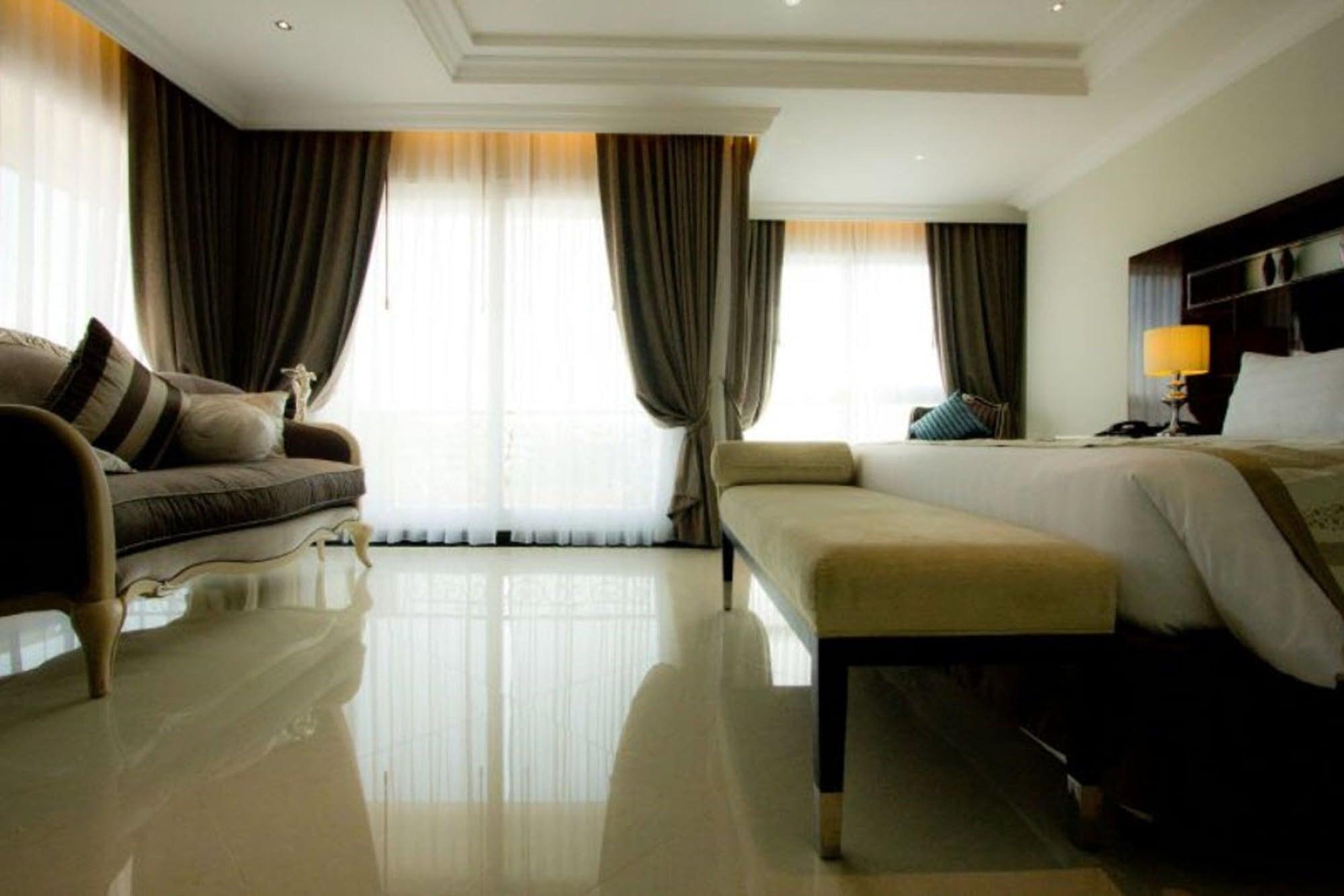 Lk Royal Wing Hotel Pattaya Eksteriør billede