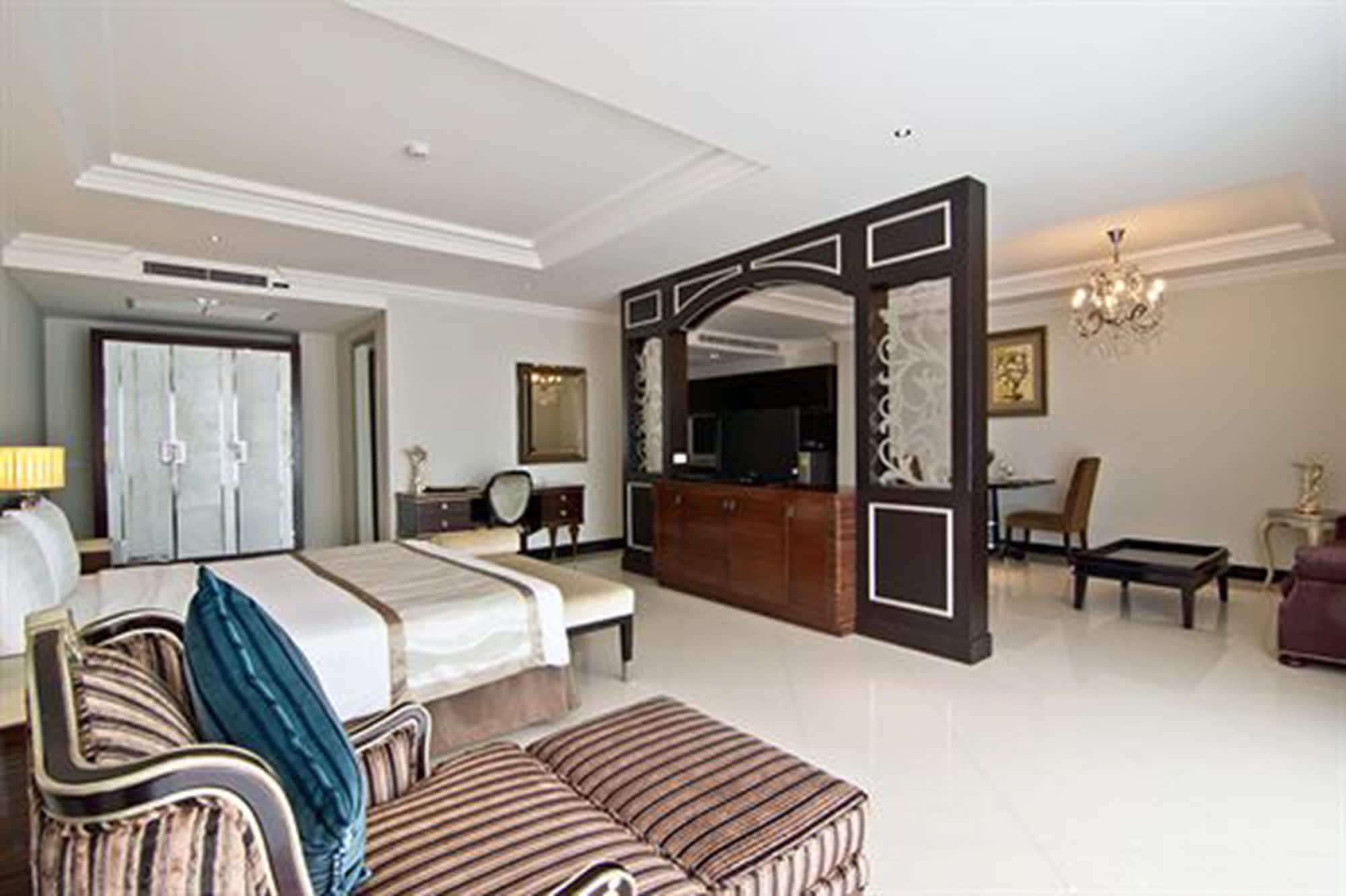 Lk Royal Wing Hotel Pattaya Eksteriør billede