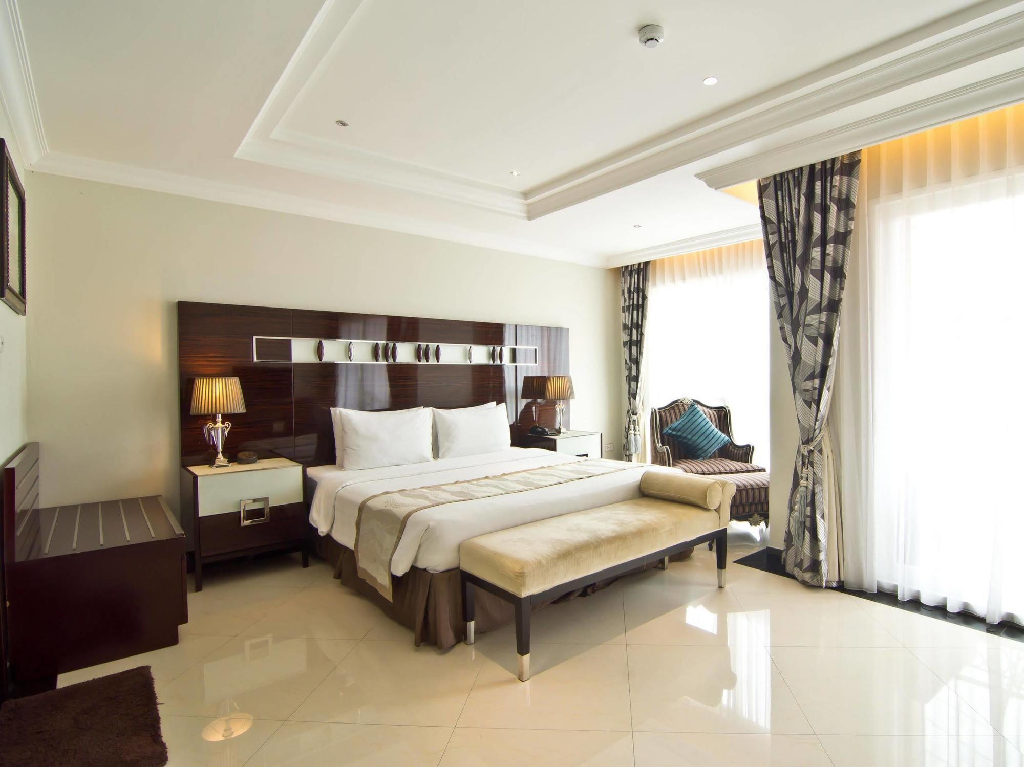 Lk Royal Wing Hotel Pattaya Eksteriør billede